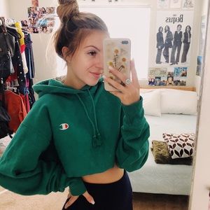champion cropped sweatshirt